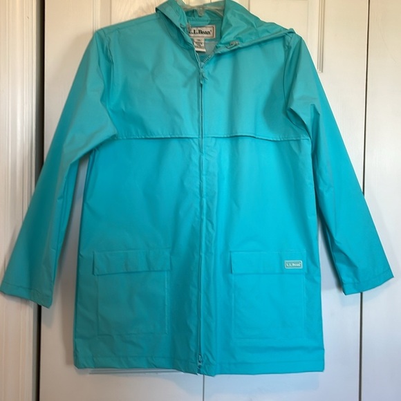 Women’s LL Bean Sz M Aqua hooded raincoat 2 front/1 interior pockets ventilation - Picture 2 of 12